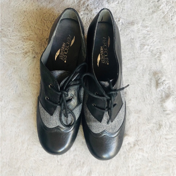 Aerosoles Leather Lace-up Booties 8 - Picture 3 of 8